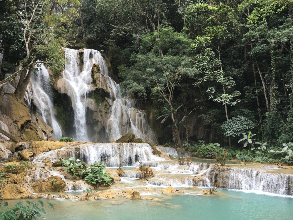 Best Time To Go To Kuang Si Falls - Country And A Half